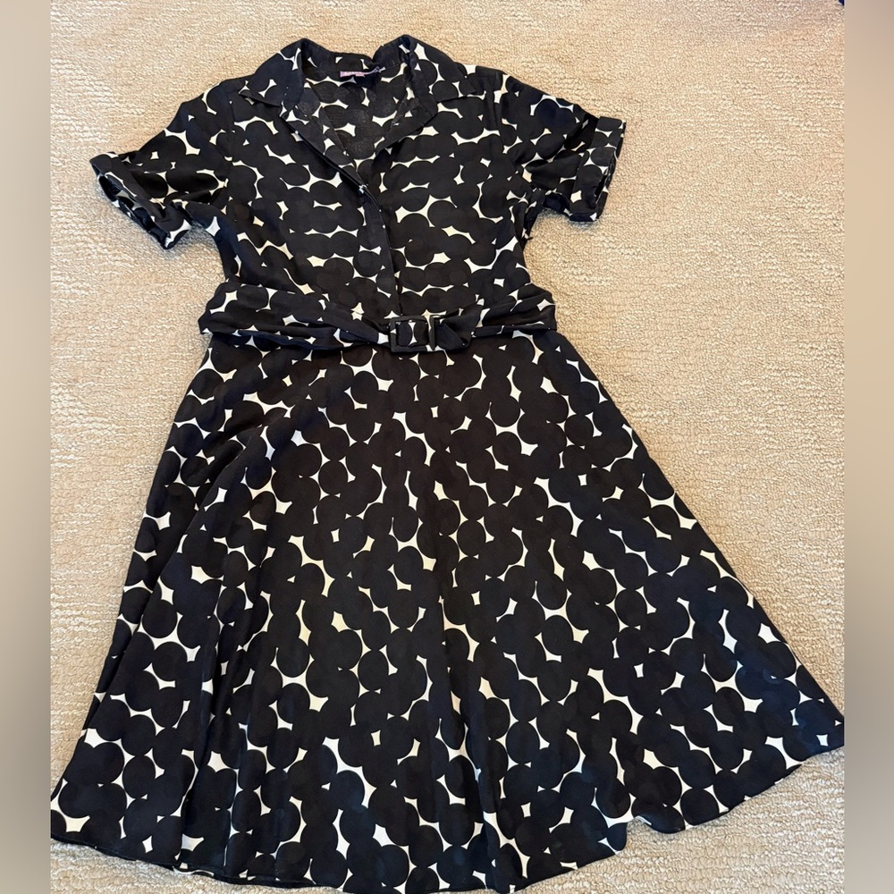 Vivienne Tam Black and White Midi Dress with Notched Collar